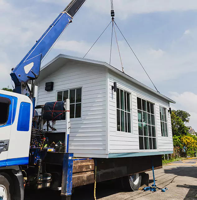 Complete Trailer Roof Replacement Solutions: Keeping North Chicago's Trailers Sealed and Road-Ready