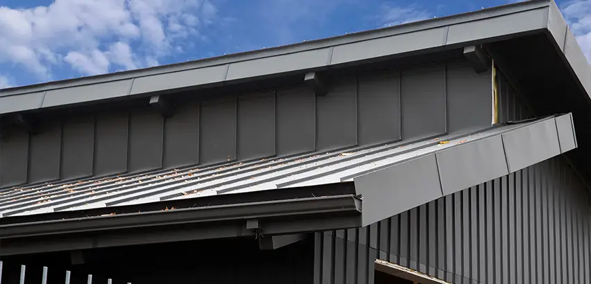 Professional Roof Eaves Installation Services in North Chicago, IL