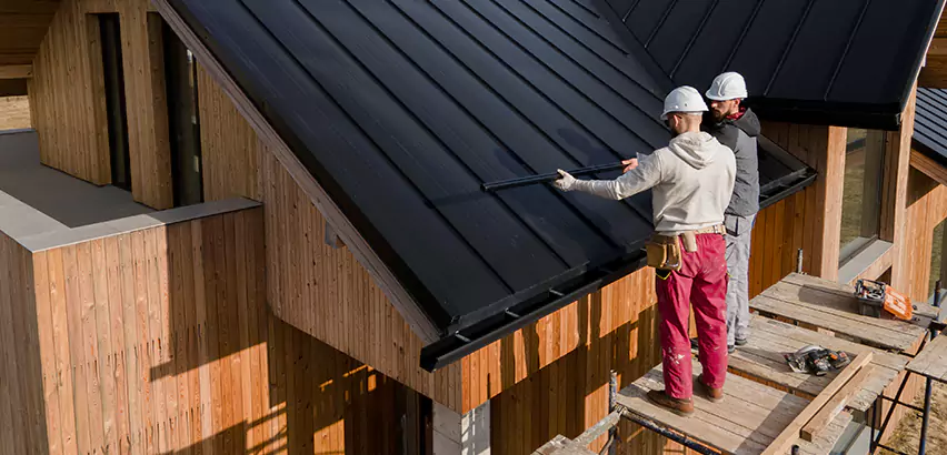 Professional Soffit Repair Services in North Chicago, IL
