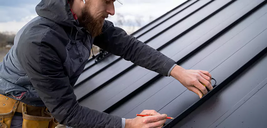 Professional Steel Roof Repair Services in North Chicago, IL