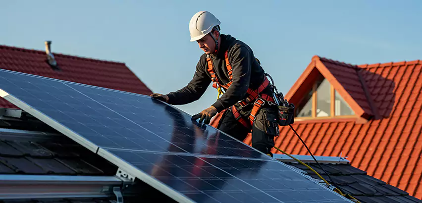 Solar Panels on Steel Roof Installation in North Chicago