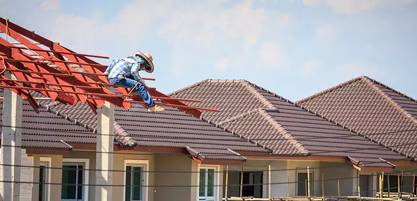 Professional Wind Damage Roof Repair Services in North Chicago, IL